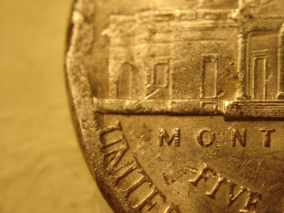 2000-P-Jefferson-Nickel-5c--Clipped-Planchet--Or-Post-Mint-Damage?